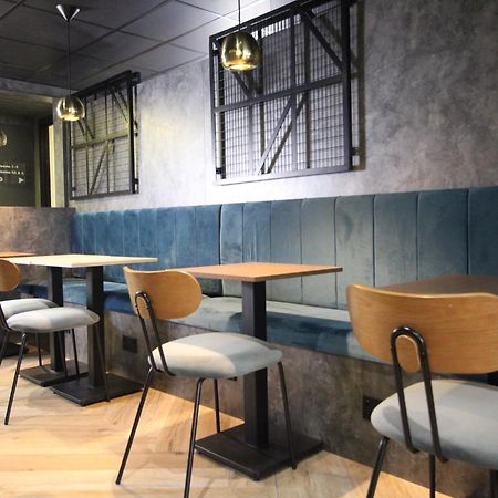 Plaza Chorley; Sure Hotel Collection By Best Western Chorley  Εξωτερικό φωτογραφία