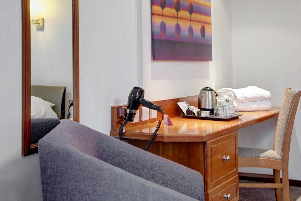 Plaza Chorley; Sure Hotel Collection By Best Western Chorley  Εξωτερικό φωτογραφία