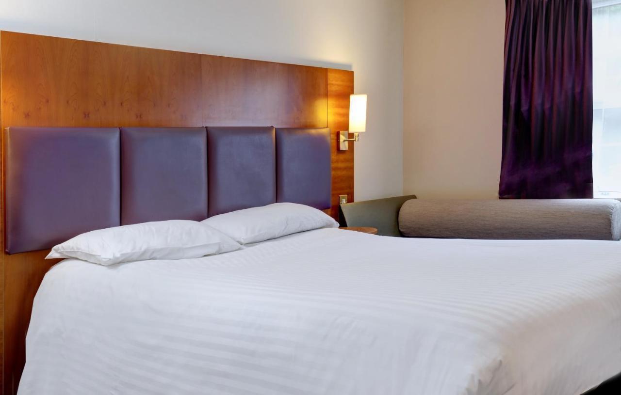 Plaza Chorley; Sure Hotel Collection By Best Western Chorley  Εξωτερικό φωτογραφία